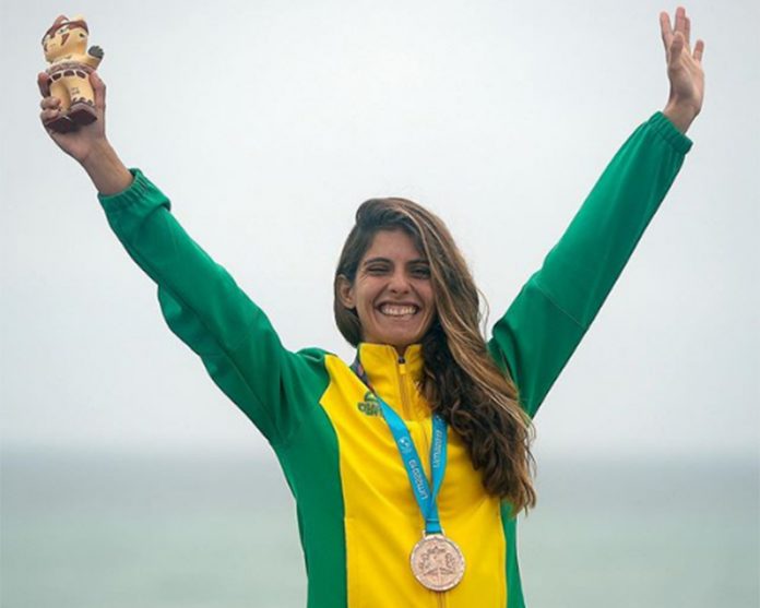 Brasileira conquista medalha nos Pan-Americanos grávida de três meses